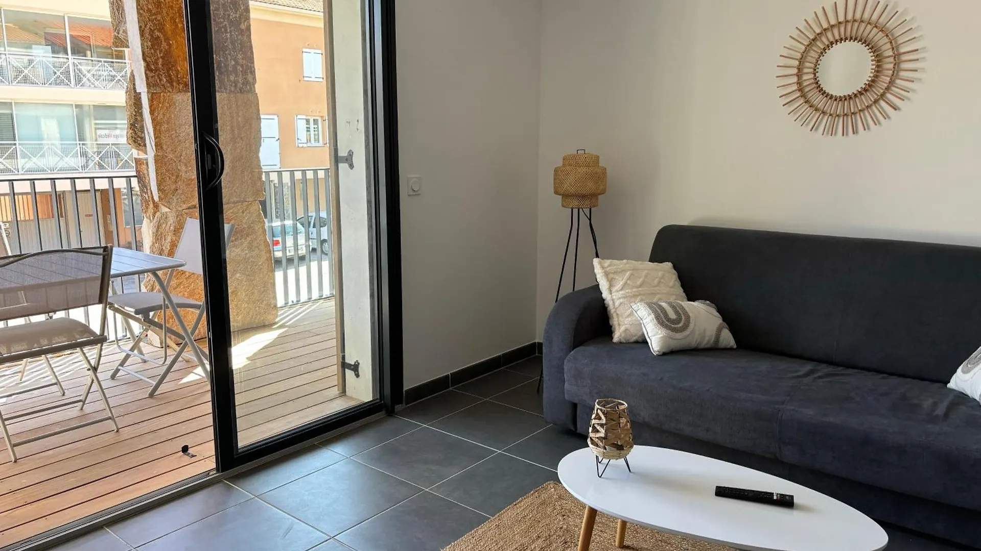 Appartement Bormes 0*, 봄레미모사 프랑스