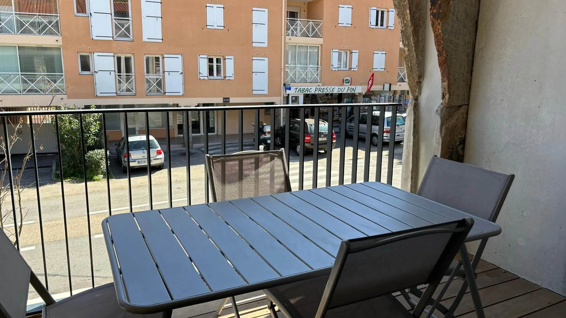Appartement Bormes 봄레미모사