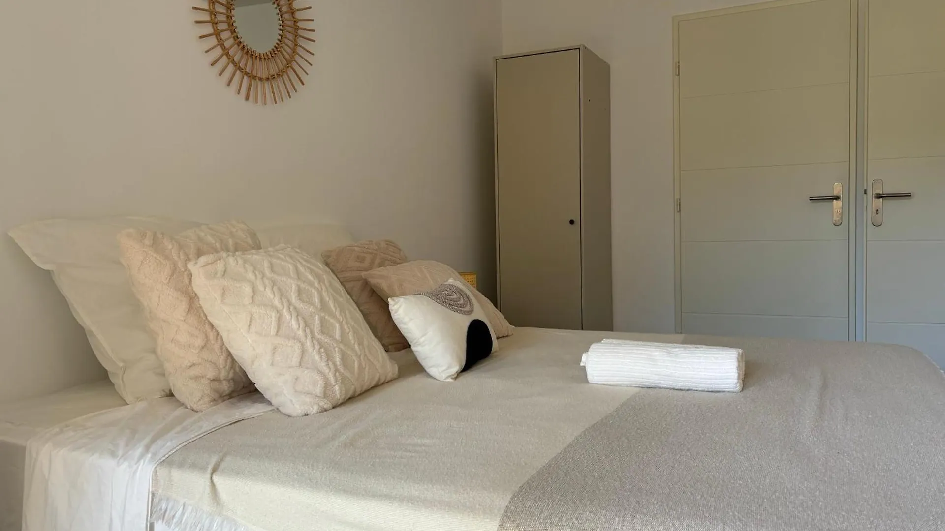 Appartement Bormes 0*, 봄레미모사